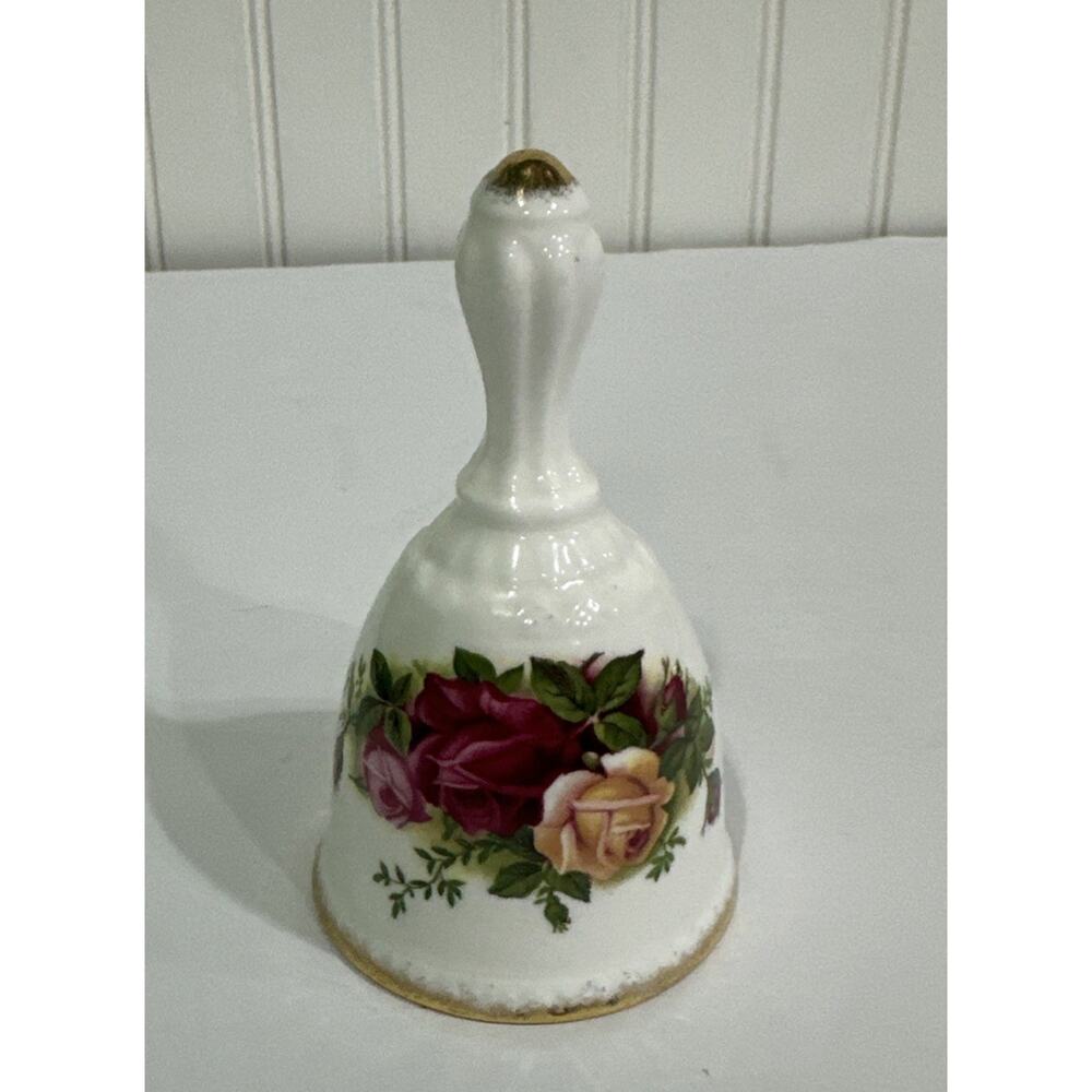 ROYAL ALBERT Bone China “Old Country Roses” Bell 4 3/4” 1962 Stamp “46” England